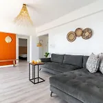 Bantry Bay Pearl - Luxury Apt With Ocean Views