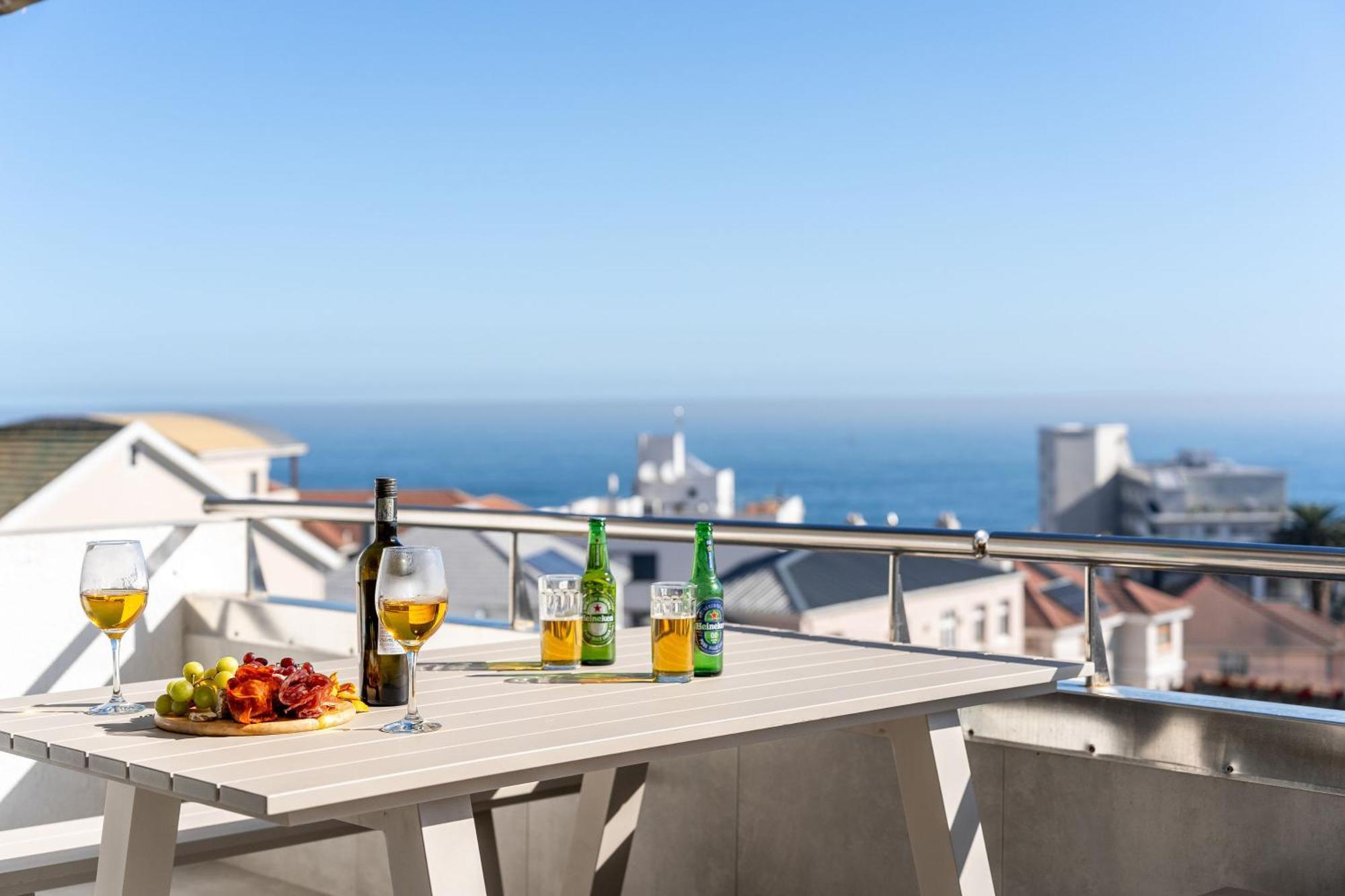 Bantry Bay Pearl - Luxury With Ocean Views *