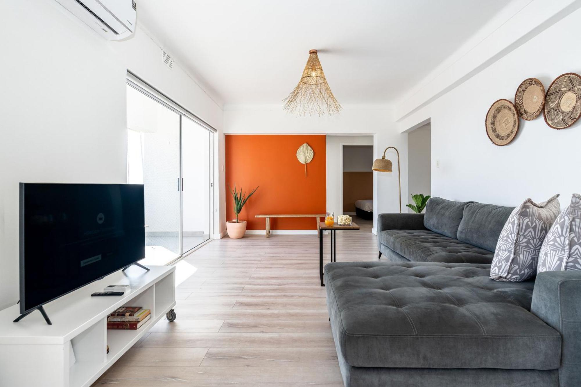 Bantry Bay Pearl - Luxury With Ocean Views *