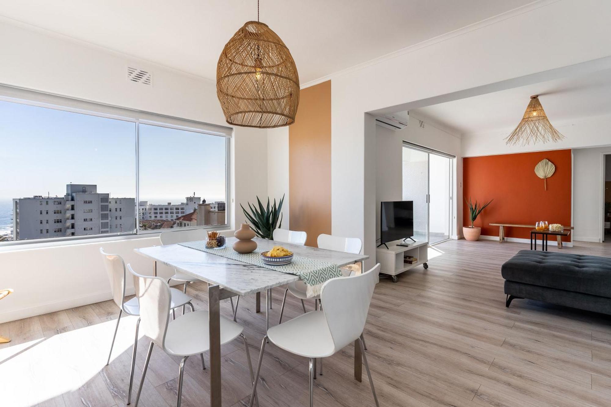 Apartment Bantry Bay Pearl - Luxury With Ocean Views *