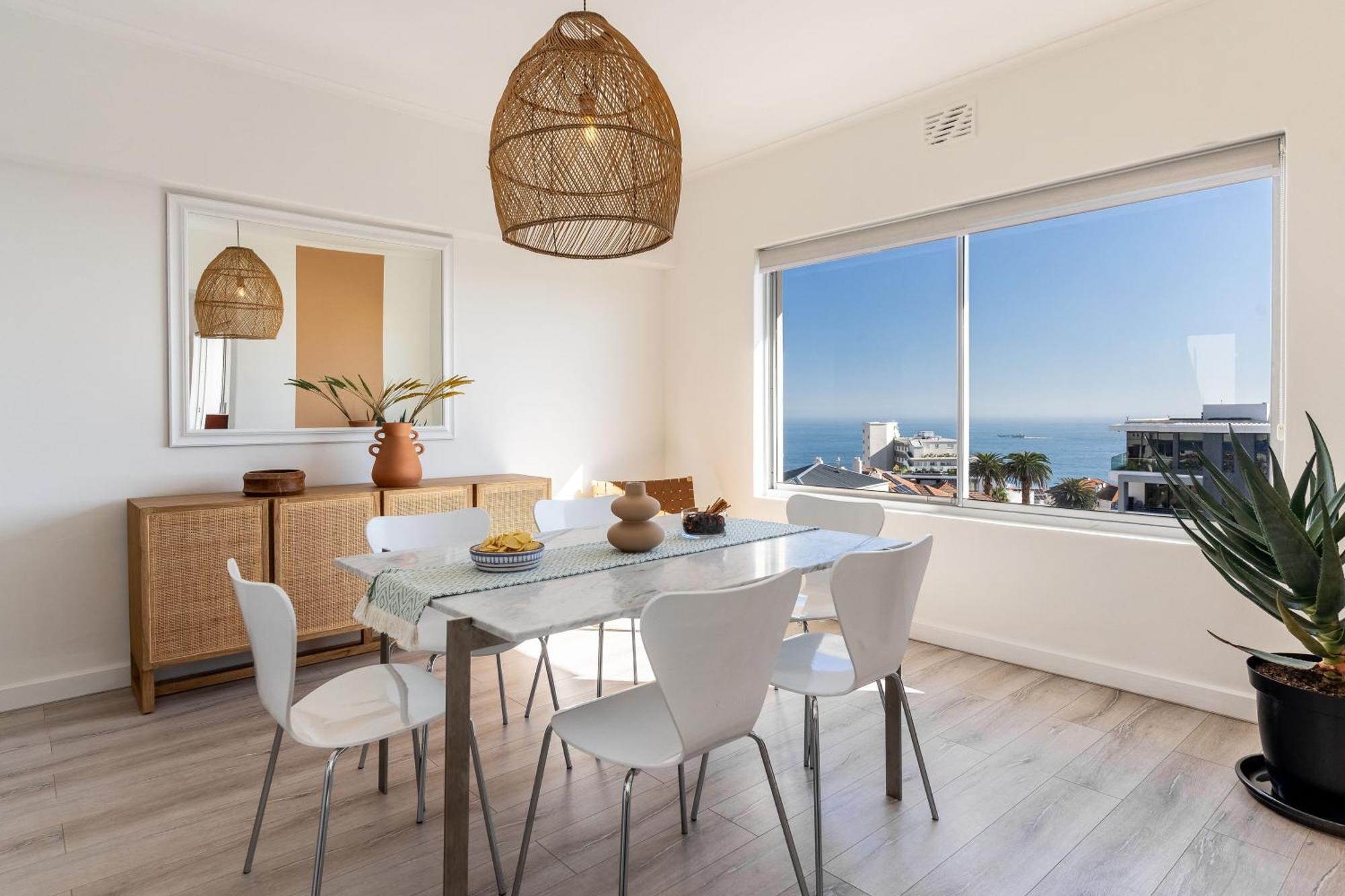 Apartment Bantry Bay Pearl - Luxury With Ocean Views *